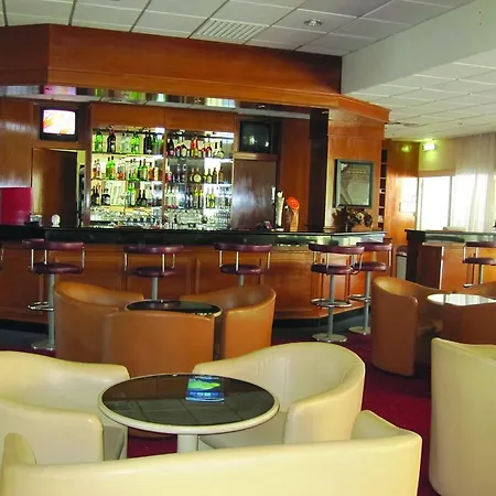 Crown Elamaris 3*