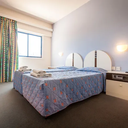 Crown Elamaris 3*