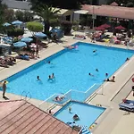 Aparthotel Crown Elamaris Protaras