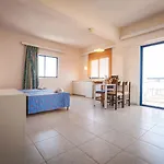 Aparthotel Crown Elamaris Protaras