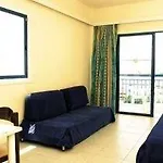 Aparthotel Crown Elamaris Protaras