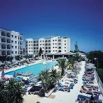 Crown Elamaris Aparthotel