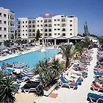 Crown Elamaris Aparthotel