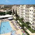 Crown Elamaris Aparthotel Protaras