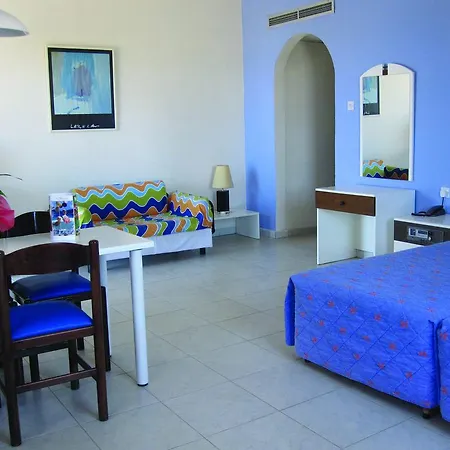 Apart-hotel Crown Elamaris Protaras