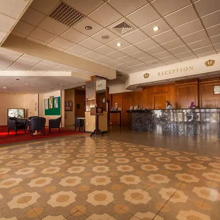 Aparthotel Crown Elamaris Protaras