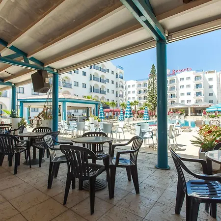 Apart-hotel Crown Elamaris 3*