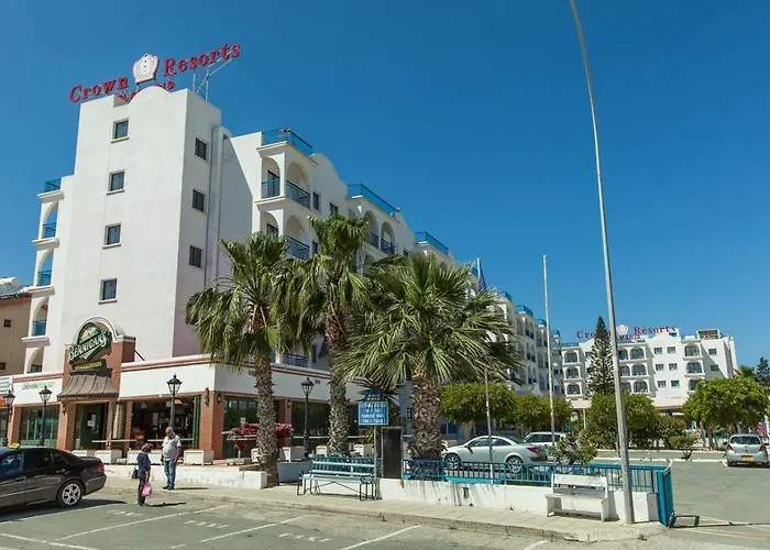 Ξενοδοχείο με διαμερίσματα Crown Elamaris Πρωταράς