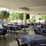 Aparthotel Crown Elamaris 3*