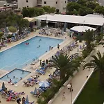 Crown Elamaris 3*