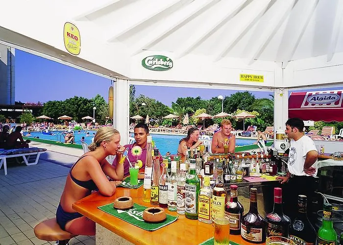 Crown Elamaris 3* Протарас