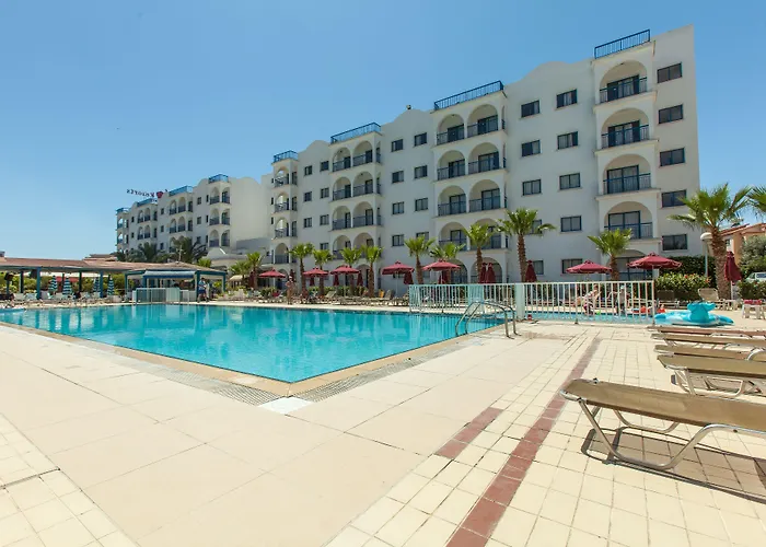 Lägenhetshotell Crown Elamaris Protaras