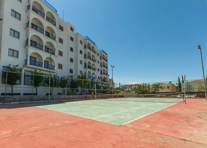 Апарт-отель Crown Elamaris 3*