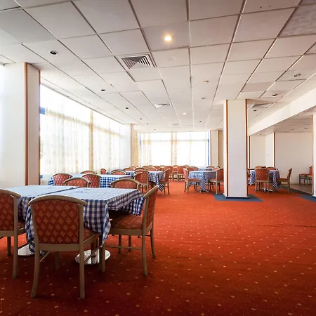 Crown Elamaris