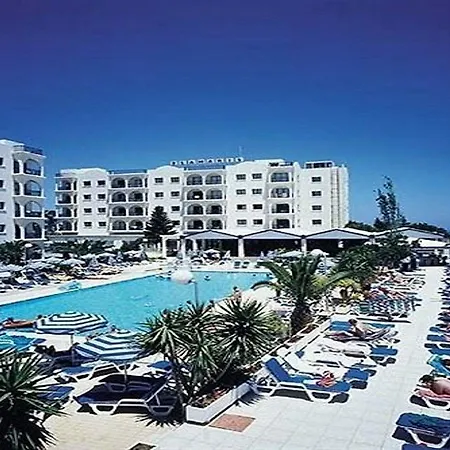 Crown Elamaris 3*