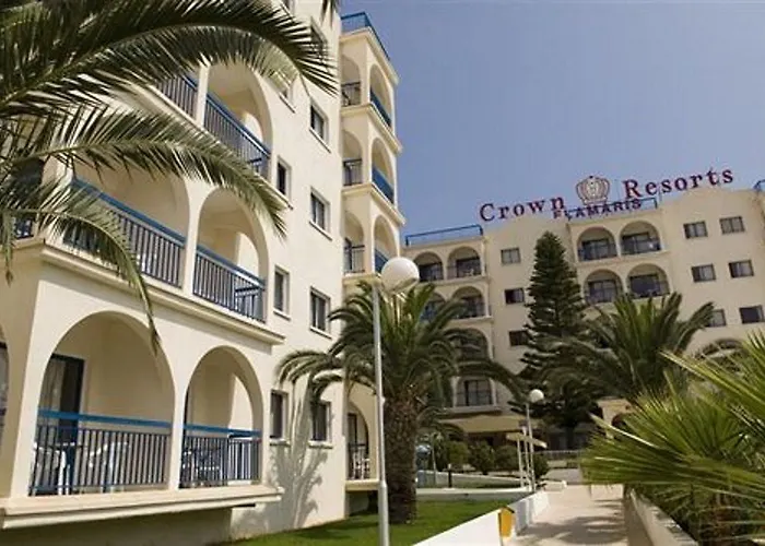 Crown Elamaris Aparthotel 3*